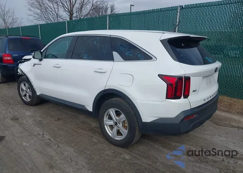 2021 Kia Sorento Lx z USA, uszkodzony, nr VIN 5XYRGDLC0MG030356